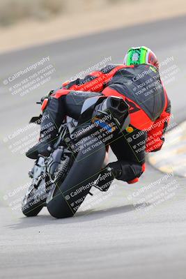 media/Dec-17-2022-SoCal Trackdays (Sat) [[224abd9271]]/Turn 10 Backside (120pm)/